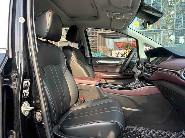 Фото 12 - GAC Trumpchi M6