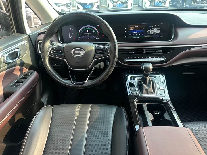 Фото 7 - GAC Trumpchi M6