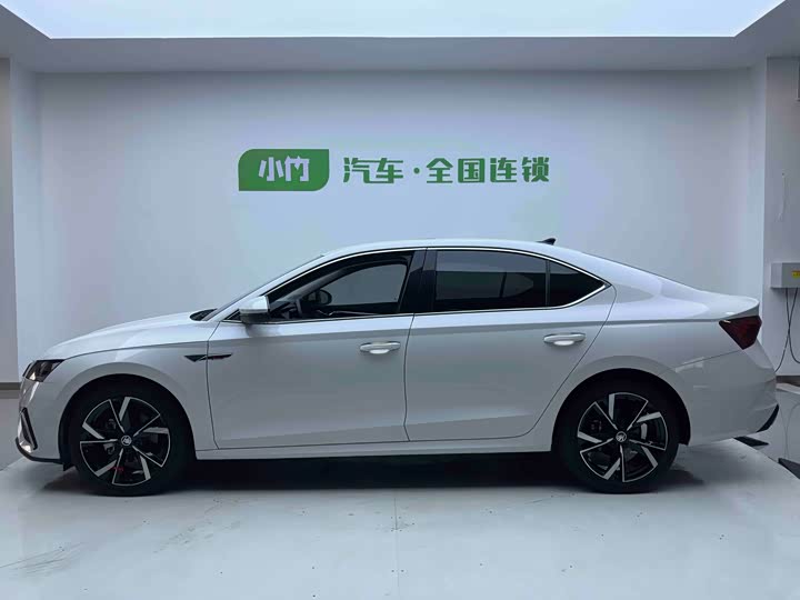 Фото 7 - Skoda Octavia Pro