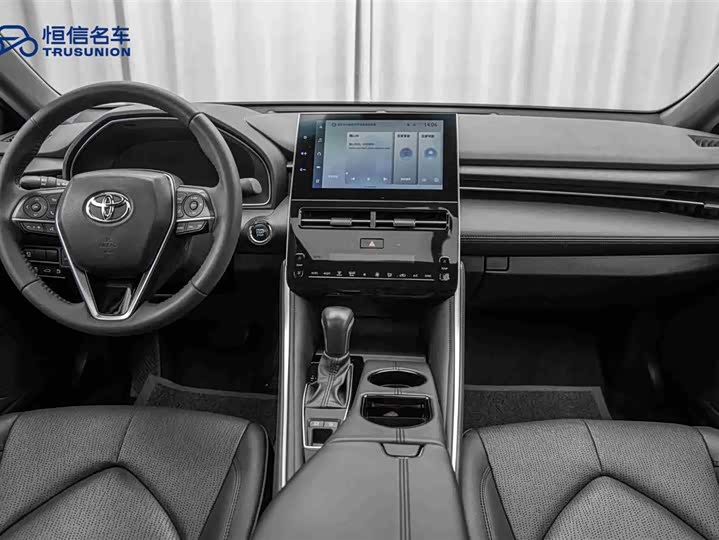 Фото 13 - Toyota Avalon