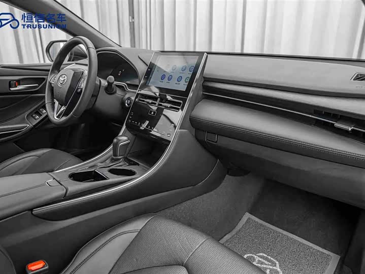 Фото 14 - Toyota Avalon