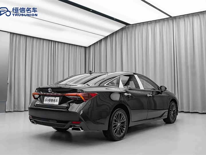 Фото 5 - Toyota Avalon