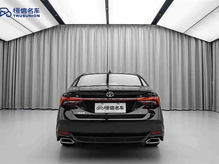 Фото 6 - Toyota Avalon