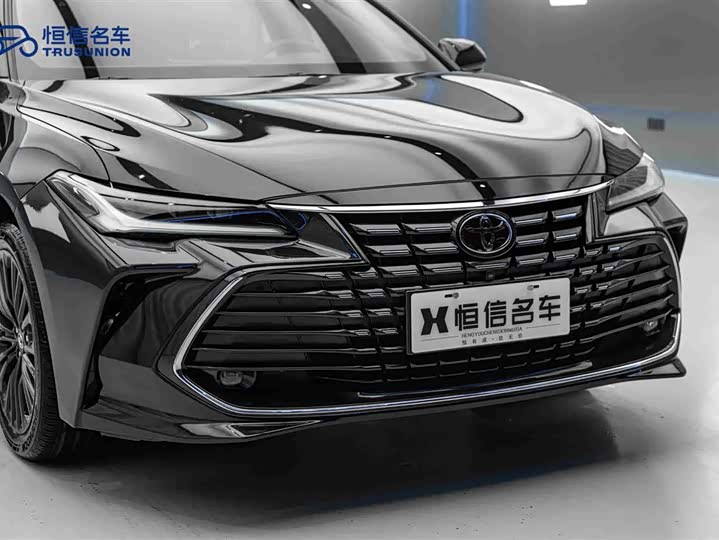 Фото 9 - Toyota Avalon