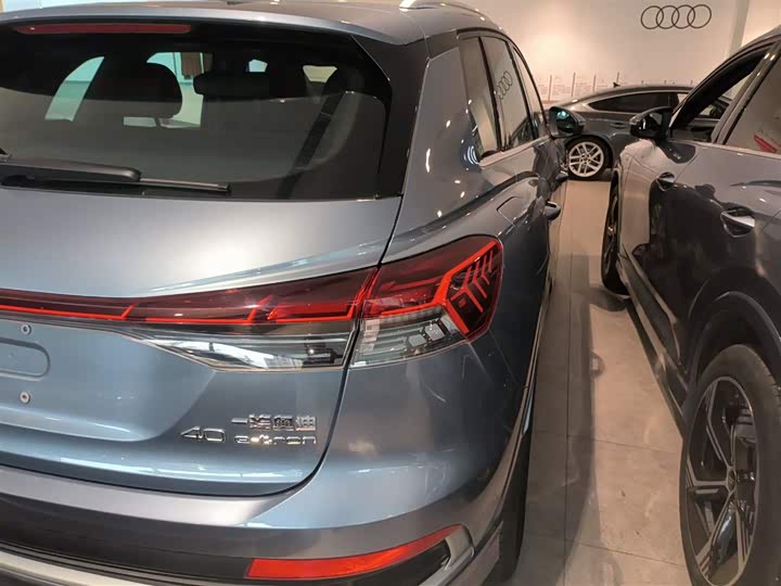 Фото 8 - Audi Q4 e-tron