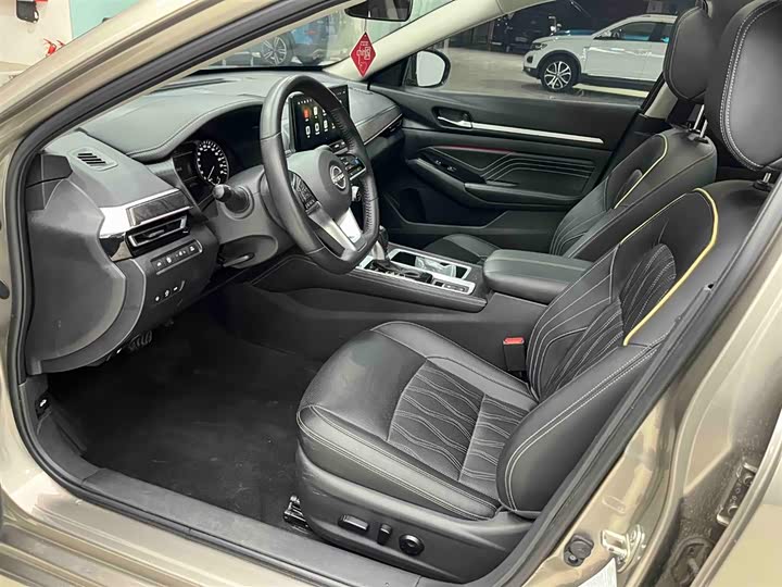 Фото 11 - Nissan Teana