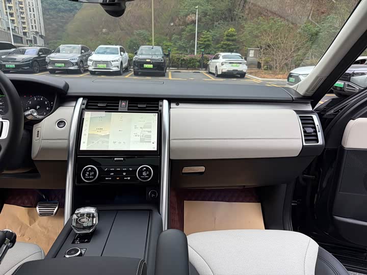 Фото 15 - Land Rover Discovery