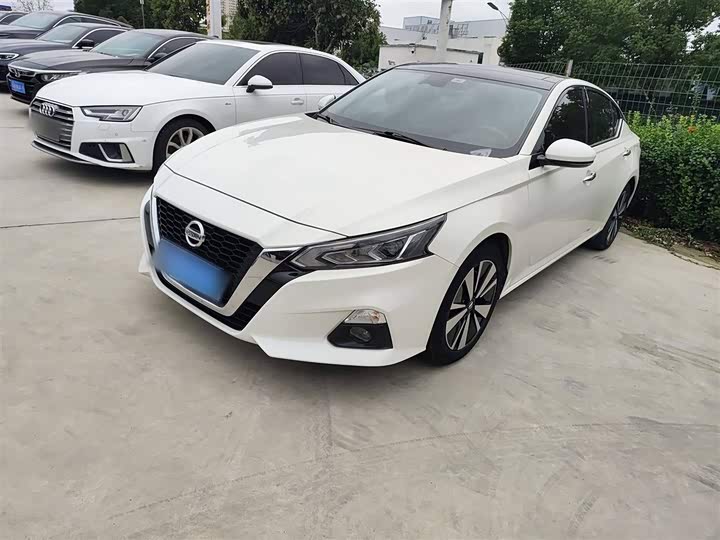 Фото 2 - Nissan Teana