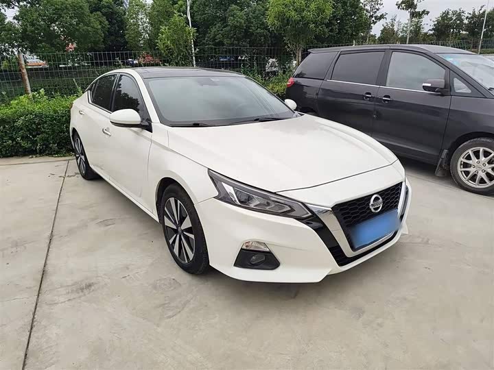 Фото 7 - Nissan Teana