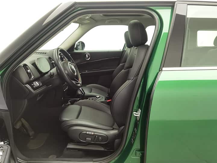 Фото 10 - Mini Countryman