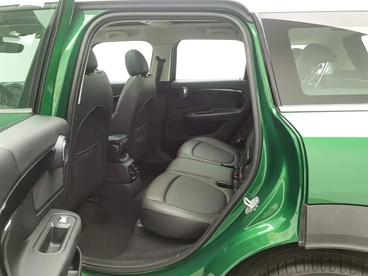 Фото 15 - Mini Countryman