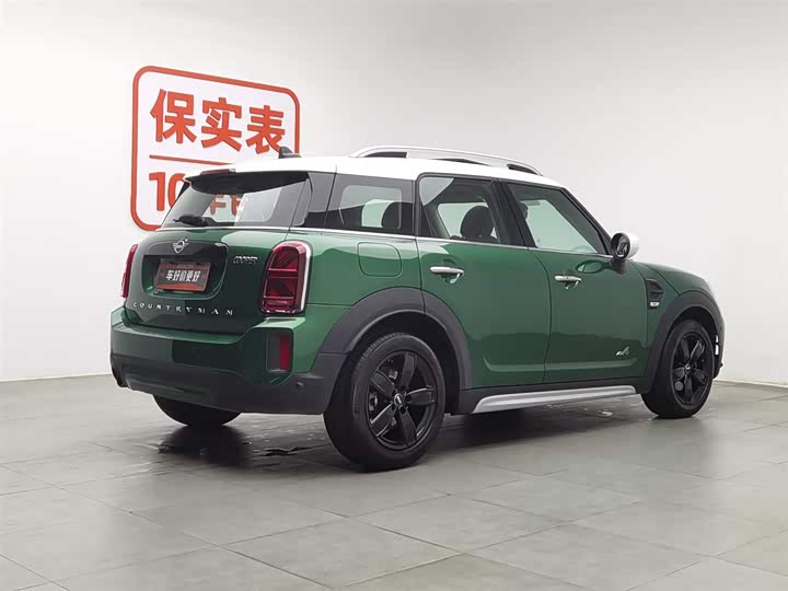 Фото 2 - Mini Countryman