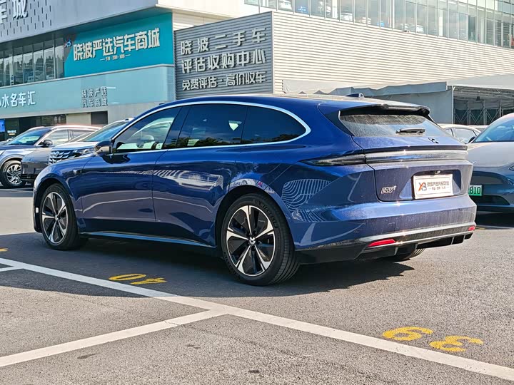 Фото 21 - Nio ET5T