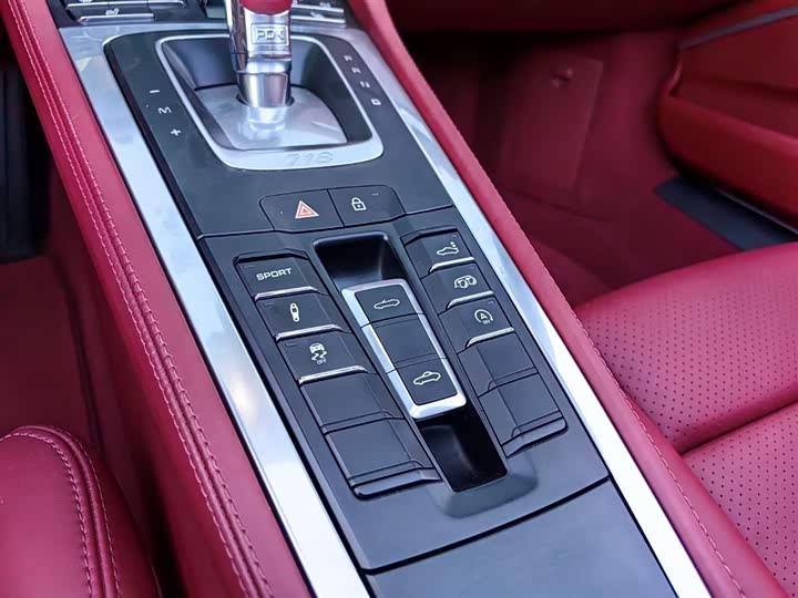 Фото 15 - Porsche 718