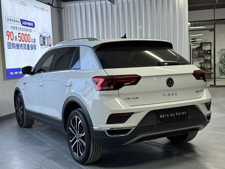 Фото 5 - Volkswagen T-Roc