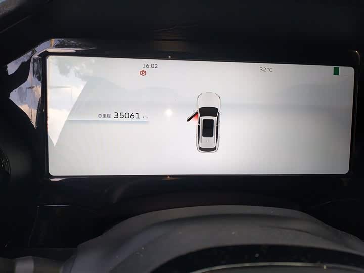 Фото 5 - Geely Monjaro