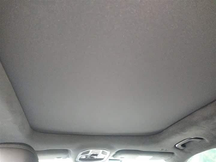 Фото 9 - Geely Monjaro