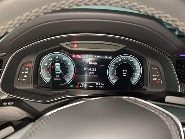 Фото 12 - Audi A6L