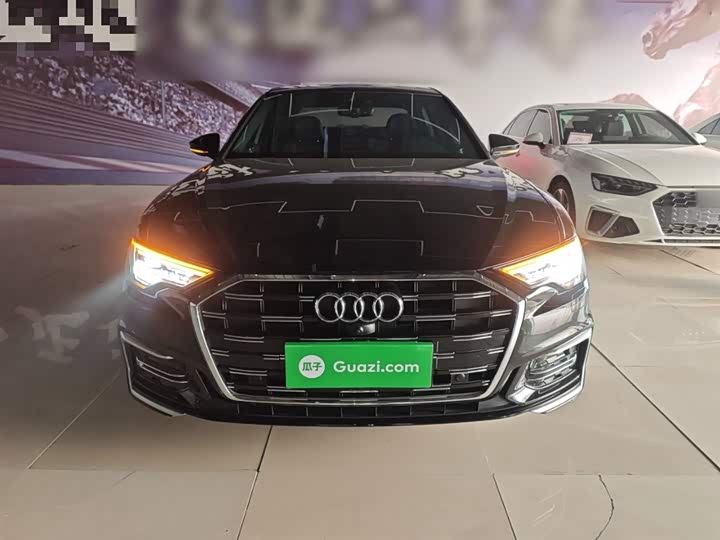 Фото 3 - Audi A6L