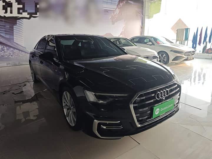 Фото 4 - Audi A6L