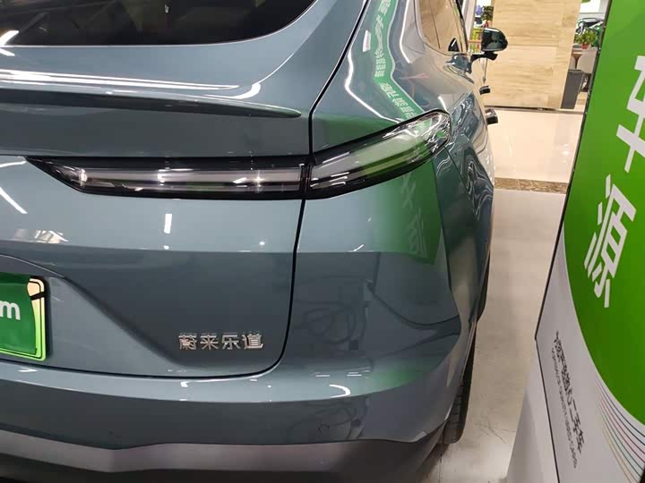 Фото 8 - Nio Onvo L60