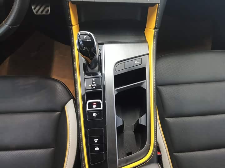 Фото 14 - MG Motor 6