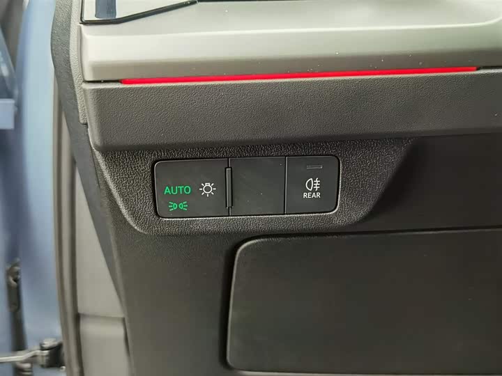 Фото 21 - Audi Q4 e-tron