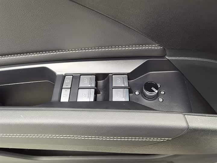 Фото 9 - Audi Q4 e-tron