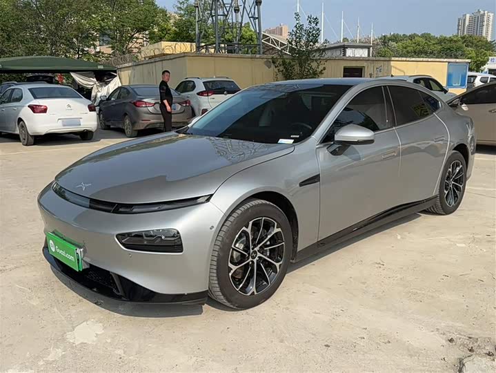 Фото 2 - XPeng P7