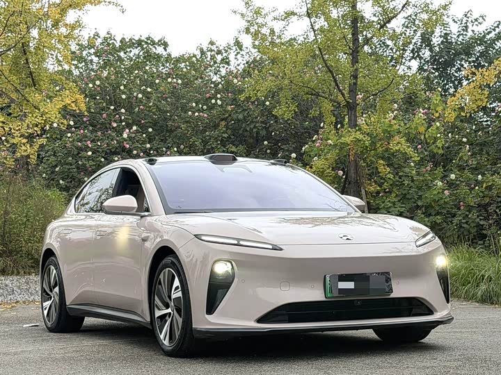 Фото 2 - Nio ET5