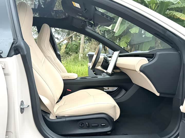 Фото 6 - Nio ET5