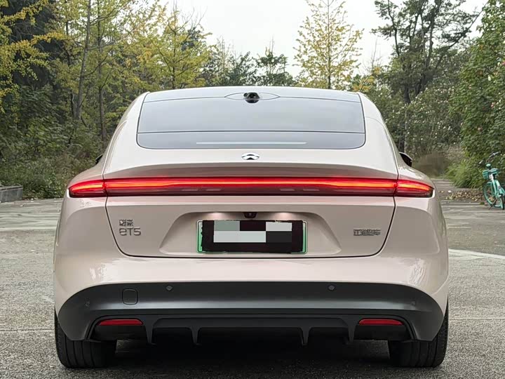 Фото 8 - Nio ET5