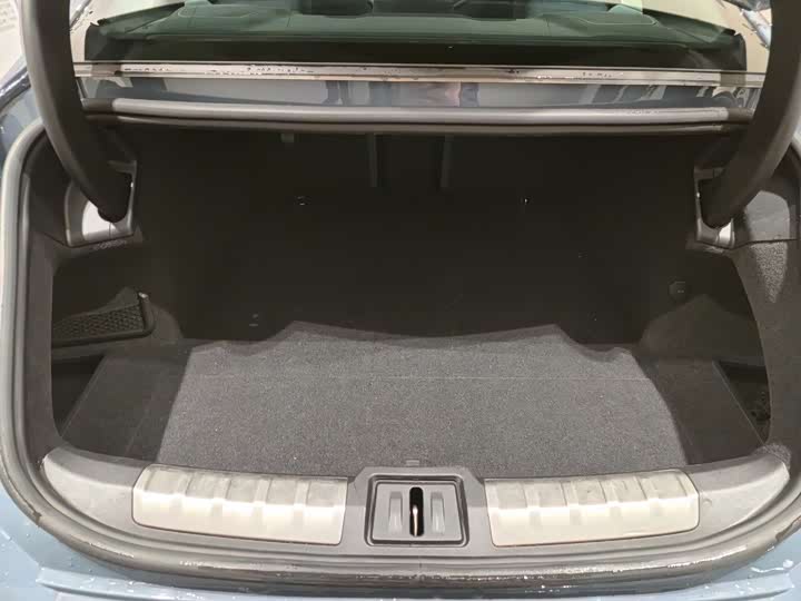 Фото 21 - Audi e-tron GT