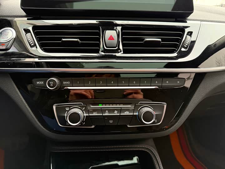 Фото 14 - BMW 1 Series