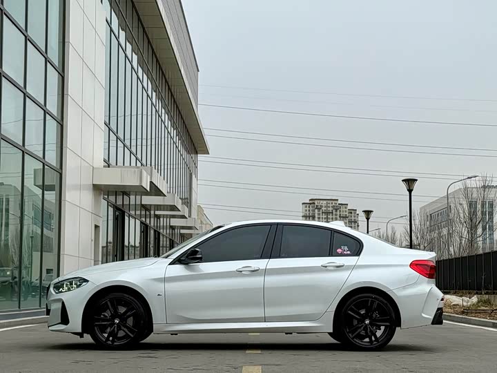 Фото 2 - BMW 1 Series