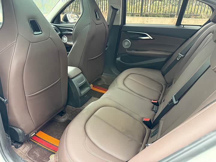 Фото 20 - BMW 1 Series