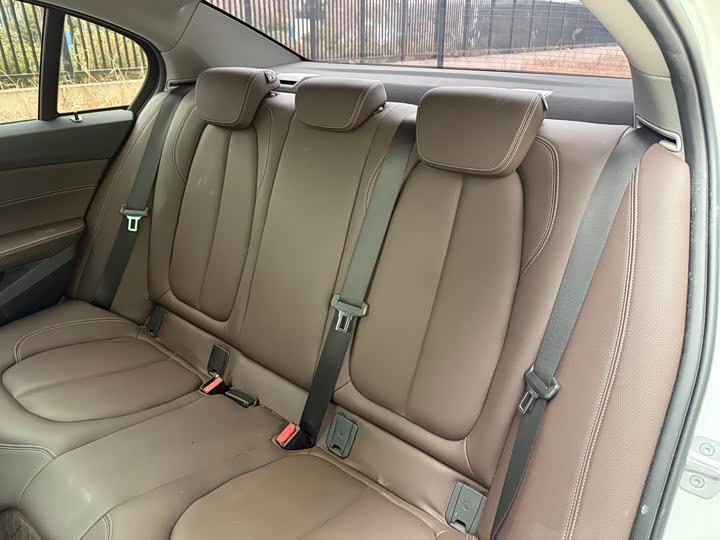 Фото 22 - BMW 1 Series