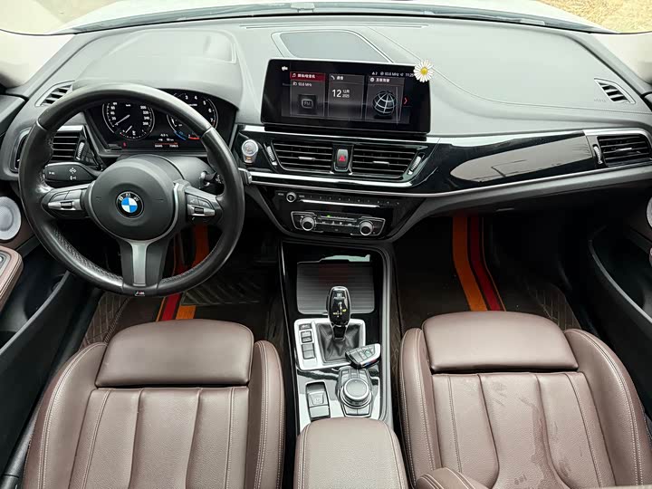 Фото 24 - BMW 1 Series