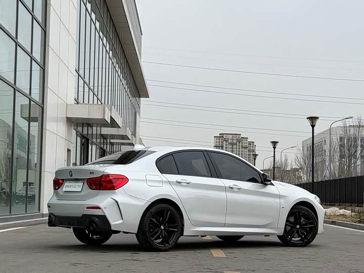 Фото 4 - BMW 1 Series