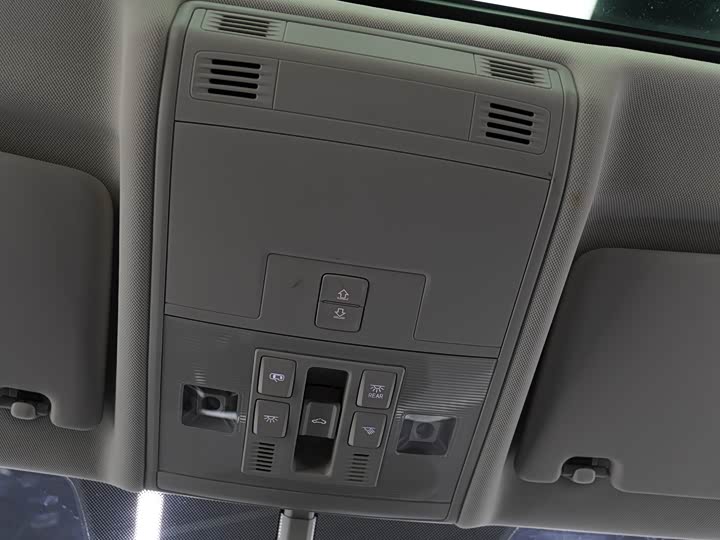 Фото 17 - Volkswagen Tayron