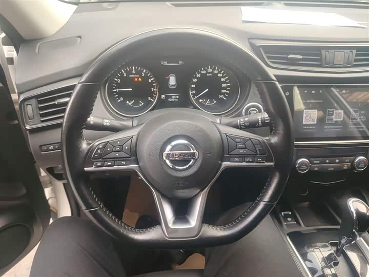 Фото 11 - Nissan X-Trail