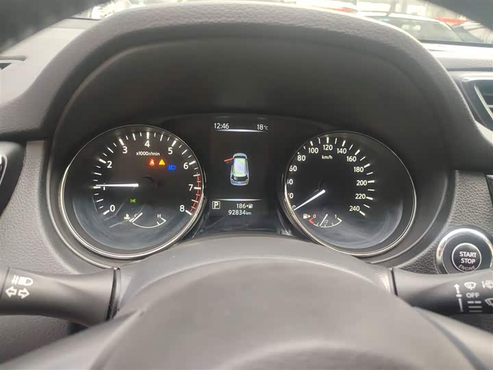 Фото 12 - Nissan X-Trail