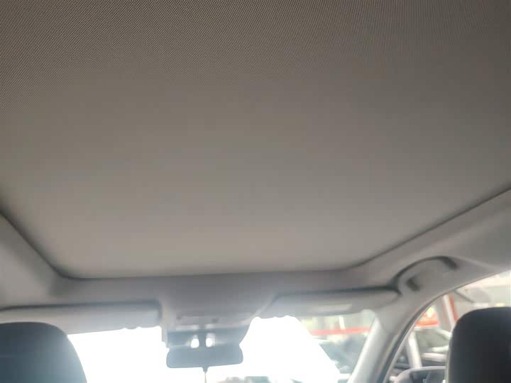 Фото 18 - Nissan X-Trail