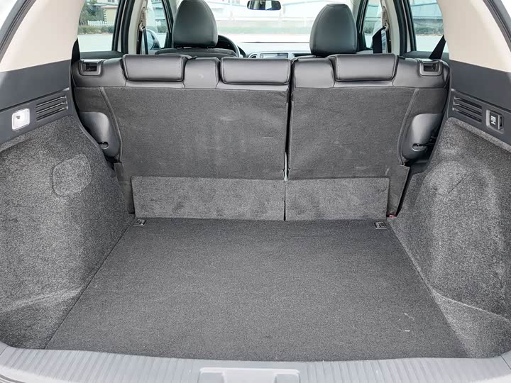 Фото 9 - Honda Vezel