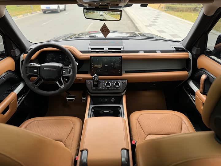 Фото 11 - Land Rover Defender