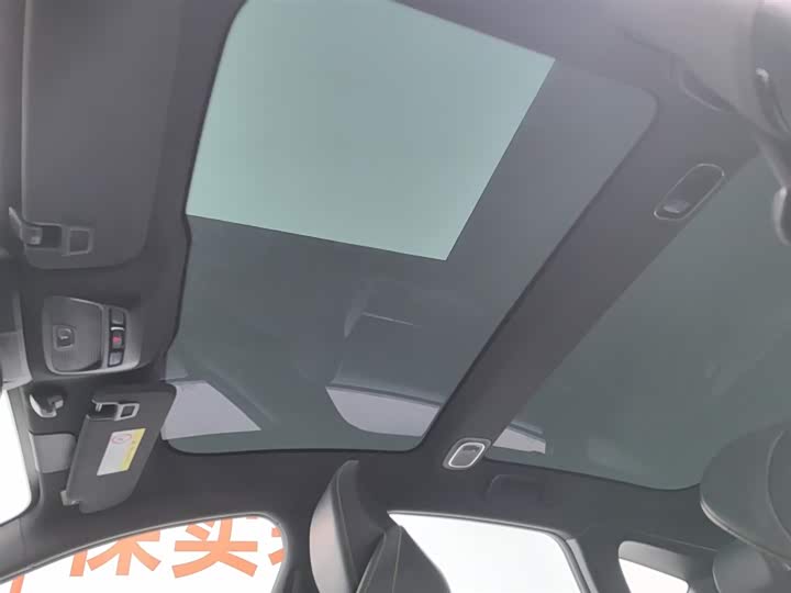 Фото 14 - XPeng P7