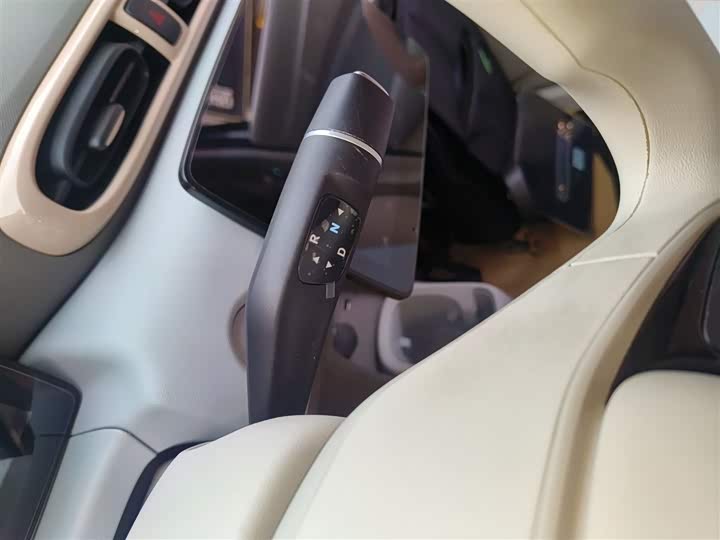 Фото 14 - Leapmotor T03