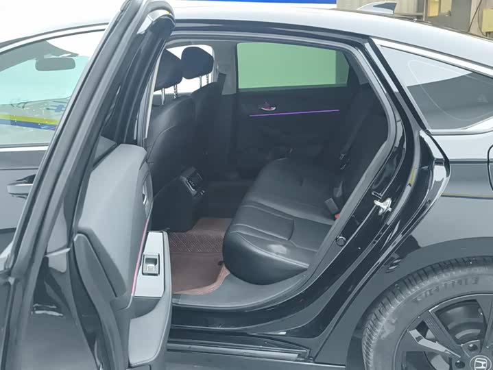 Фото 11 - Honda Inspire