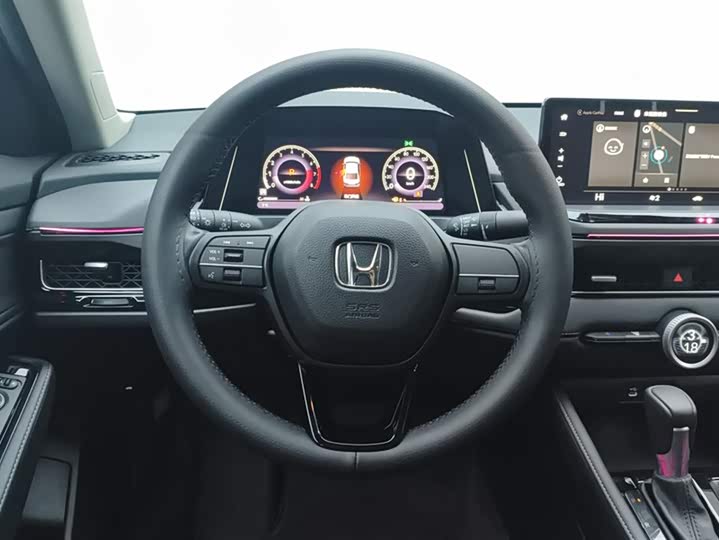 Фото 15 - Honda Inspire