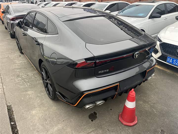 Фото 21 - Changan UNI-V